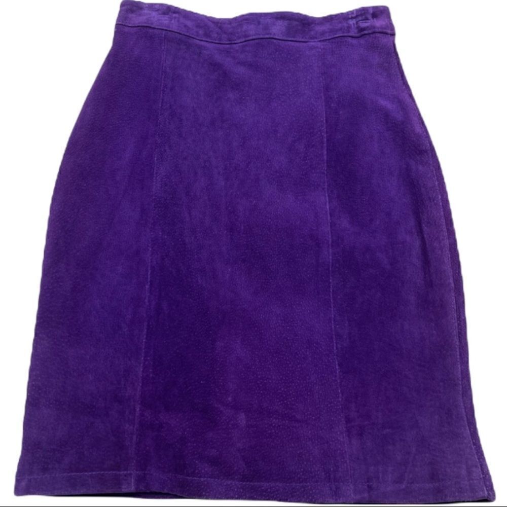 Global Identity G-III Purple Suede Skirt 7/8